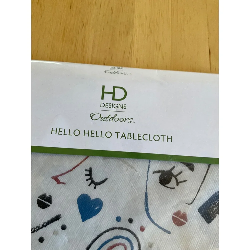 HD Designs Outdoors Hello Hello Tablecloth 60 Inch Round Flannel Backed Vinyl